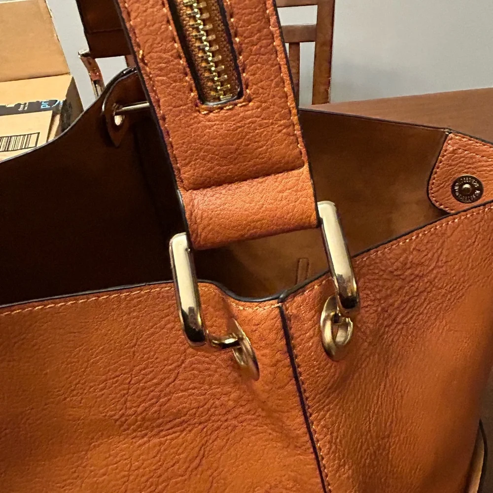 Sold Cognac Faux Leather Bucket Handbag w/ Gold Tone Hardware EUC - Picture 11 of 13